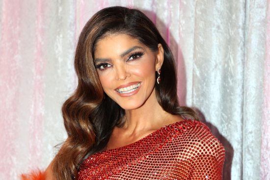 Ana Bárbara aparece en silla de ruedas