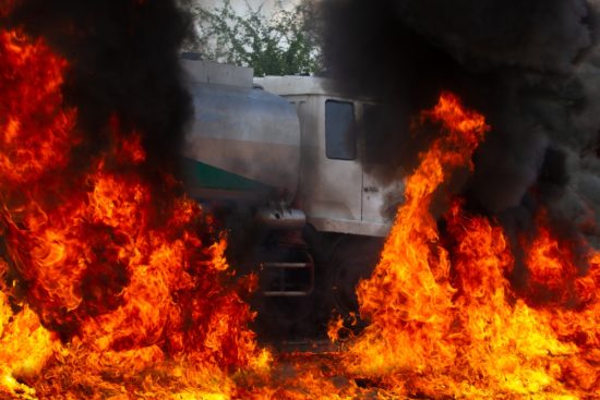 Explosión de camión de gas en México deja decenas de muertos
