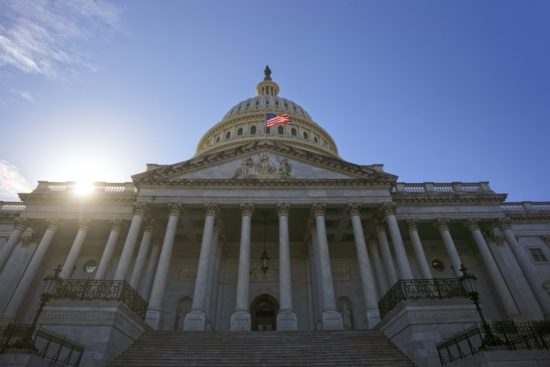 Minuto a minuto del cierre de gobierno, Minute by Minute: US Government Shutdown 2025