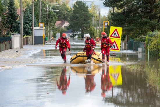 Inundaciones dejan dos muertos en Nueva York