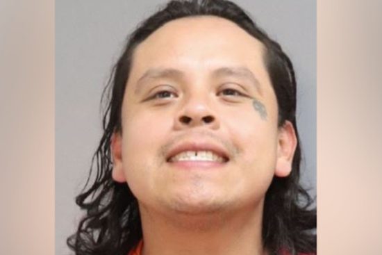 Arrestan a hispano por apuñalamiento en California