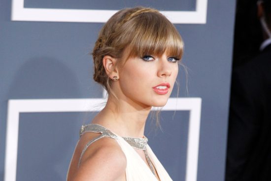 Taylor Swift divide a seguidores tras su nuevo álbum