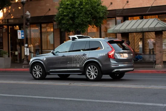 Uber entrega $4.000 a conductores