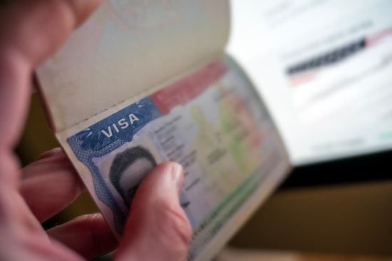 Revocación de visa a mexicano tras mensajes en redes sociales