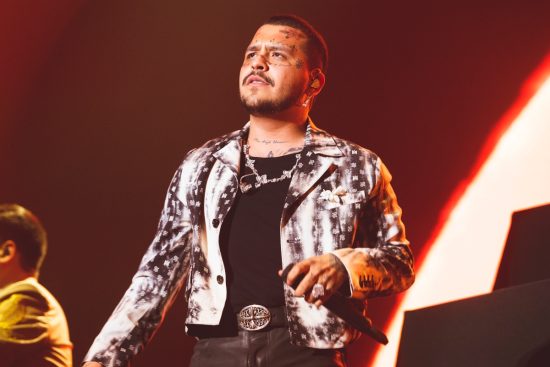 Nodal se compara con Juan Gabriel