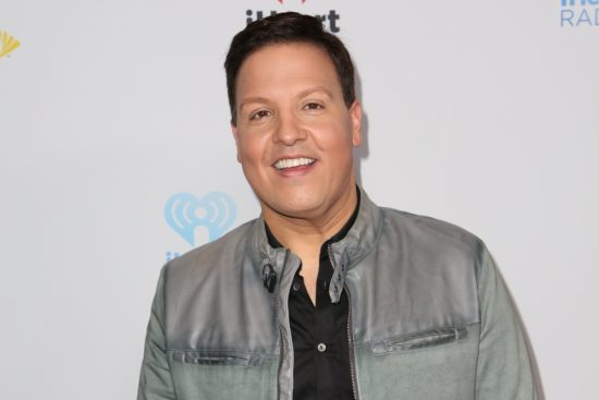 Raúl González es gay, Raúl González Comes Out and Reveals His Mother’s Reaction After He Told Her He Is Gay