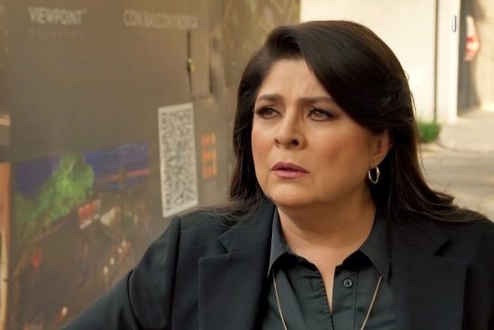 Victoria Ruffo contra Eugenio Derbez