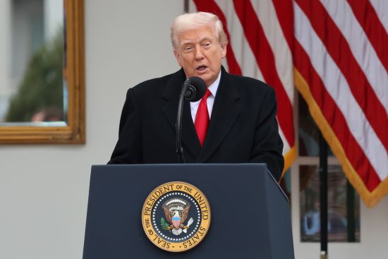 Trump rompe el silencio tras el tiroteo que deja heridos a agentes de la Guardia Nacional