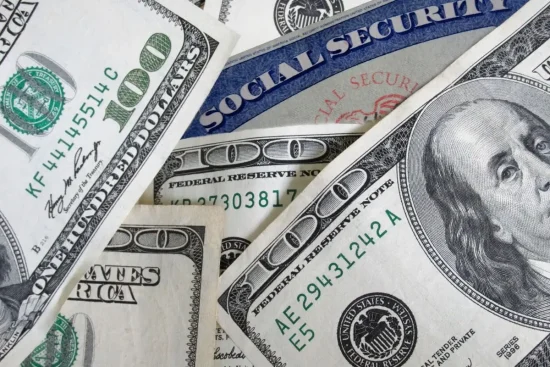 cheque del seguro social con aumento, Social Security check increase 2026