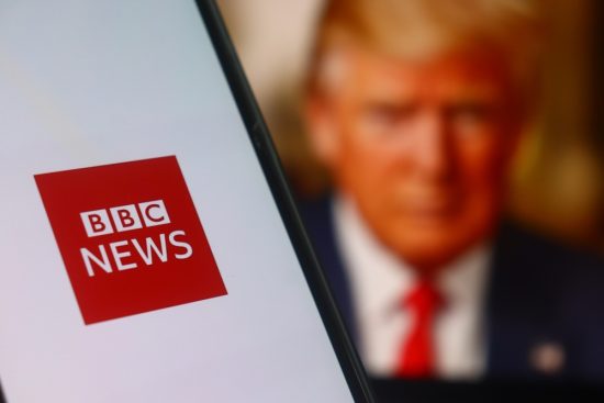 Trump amenaza demandar a BBC