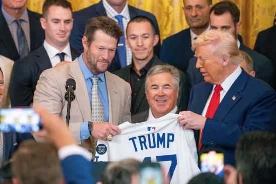 Trump felicita a los Dodgers tras bicampeonato histórico, Trump Congratulates the Dodgers on the World Series