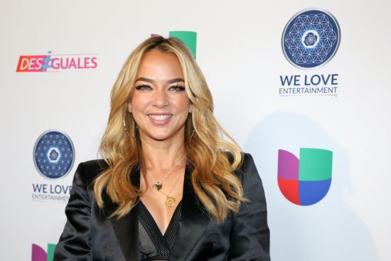 Adamari López sube foto con Piqué