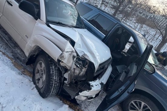 Agentes de ICE disparan durante violenta detención de inmigrante luego de ser atropellados