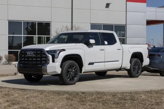 llamado a revisión de Toyota, Toyota Tundra Lexus recall 127,000 vehicles