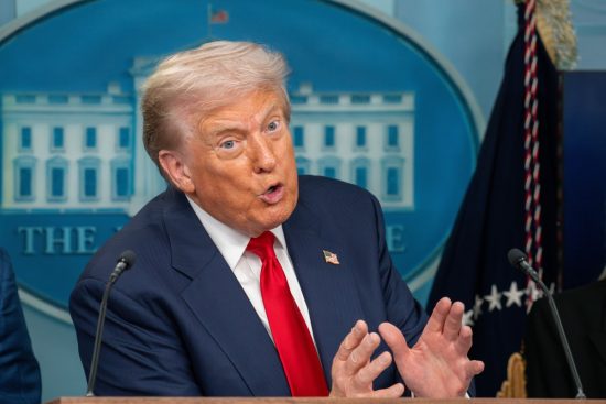 Mark Kelly cuestiona la seriedad de las acusaciones