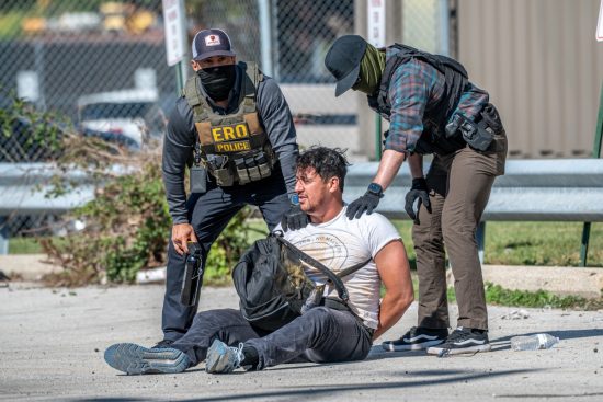 Arrestos de ICE en cortes y audiencias migratorias bloqueados