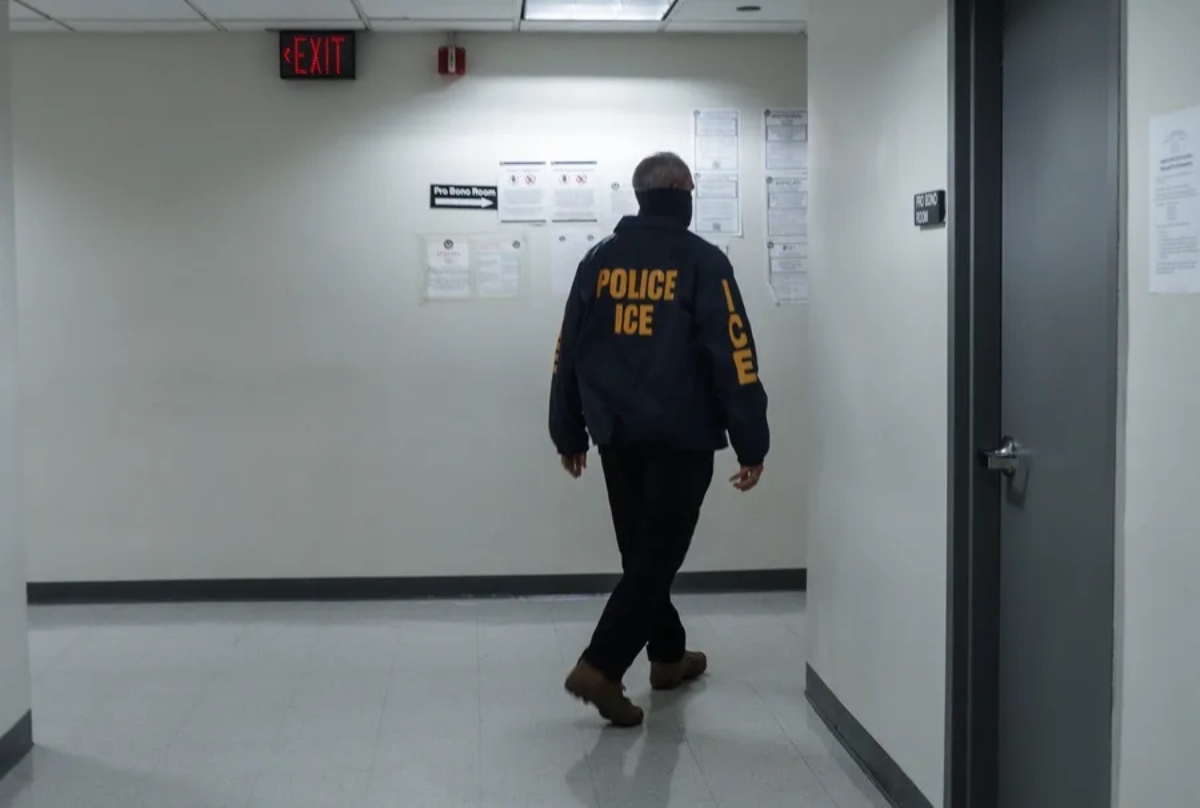 House approves DHS funding amid ICE divide