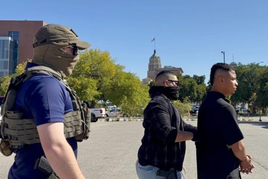 ICE, 12.000 agentes contratados, expansión MundoNOW, ICE expansion by 120%