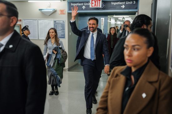 Alcalde de Nueva York pide abolir ICE tras muertes