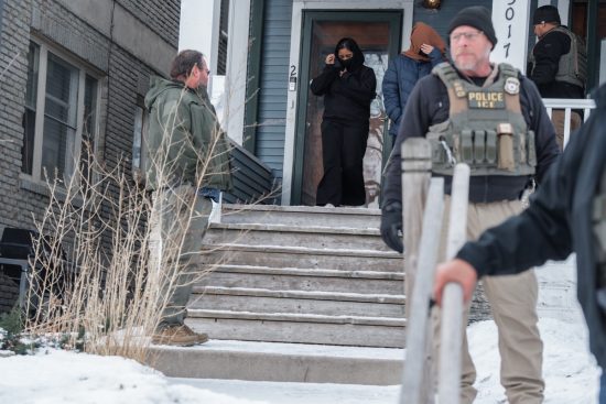 Persecución del ICE a una repartidora inmigrante, ICE chase of immigrant delivery driver