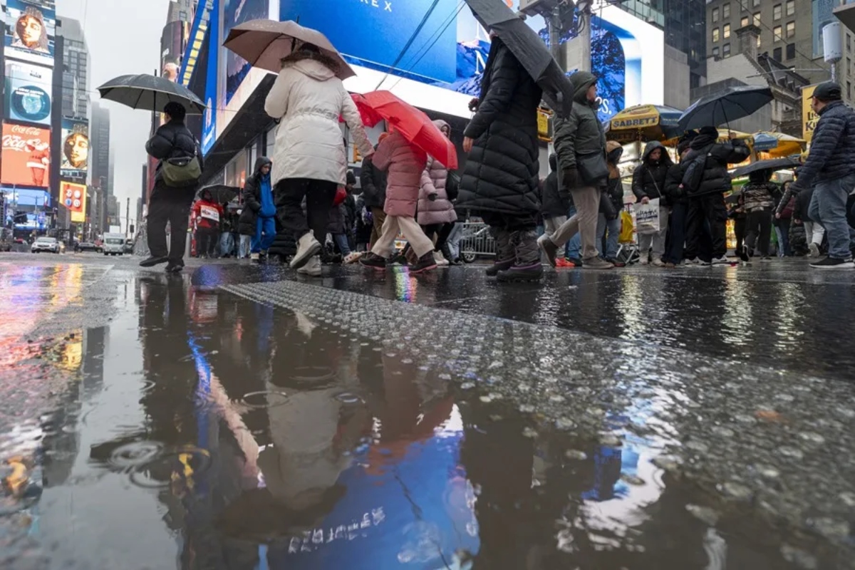 US Storms Flood Risk Millions Threatened With Flooding