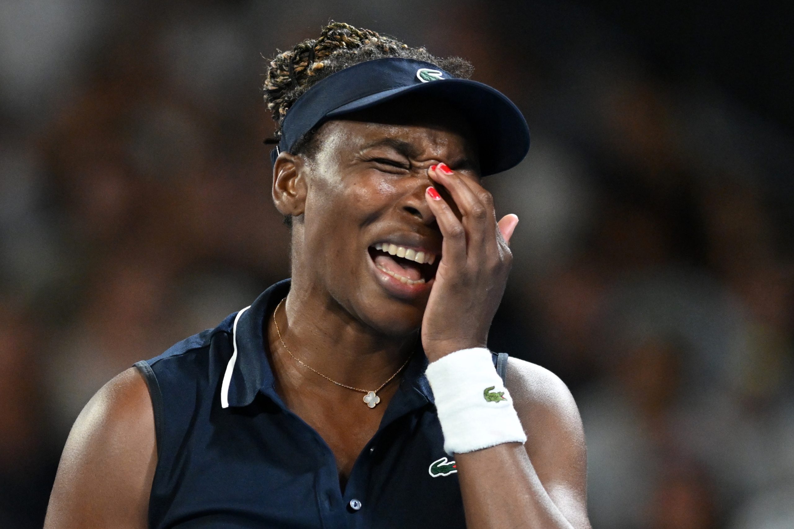 Venus Williams cae en el Abierto de Australia