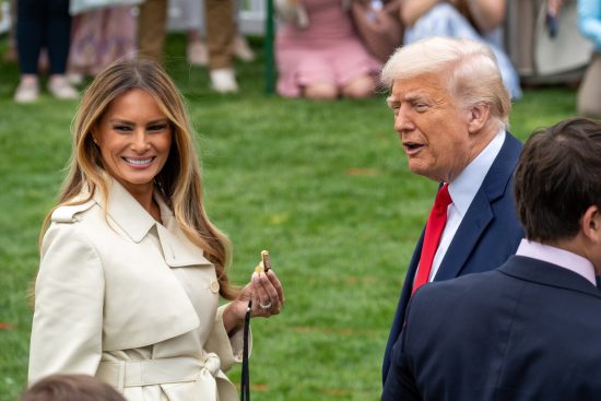 melania y trump enamorado