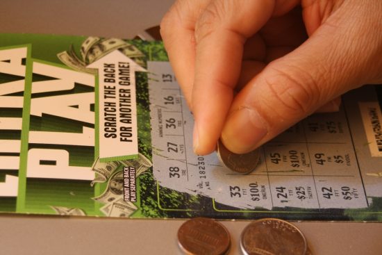 Regalo termina en premio ,lotería, cumpleaños MundoNOW