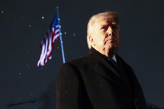 Video racista sobre los Obama desata nueva polémica de Trump