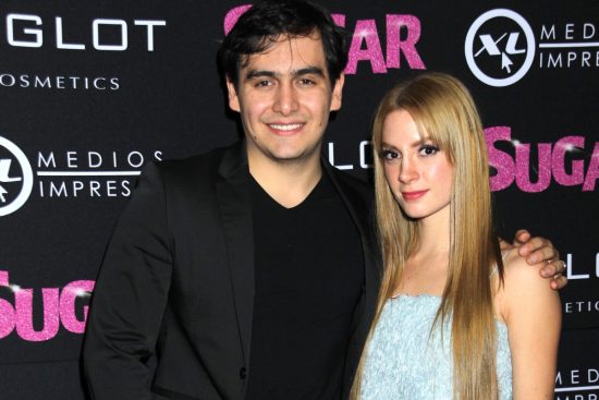 Imelda Tuñón golpeándose sola