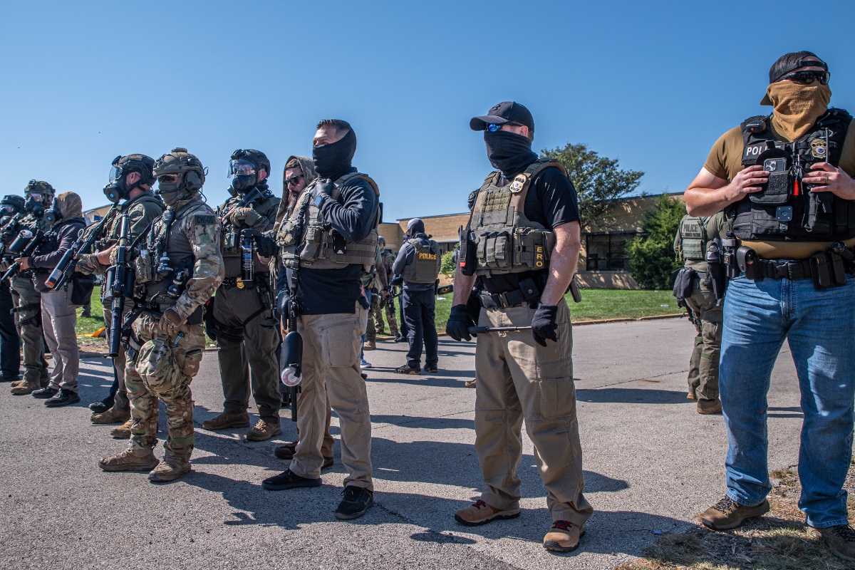 ¿Cómo se ejecutó el operativo de ICE en Florida?, More Than 150 Migrants Detained in ICE Operation in Florida