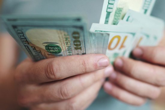 subió un poco el dólar