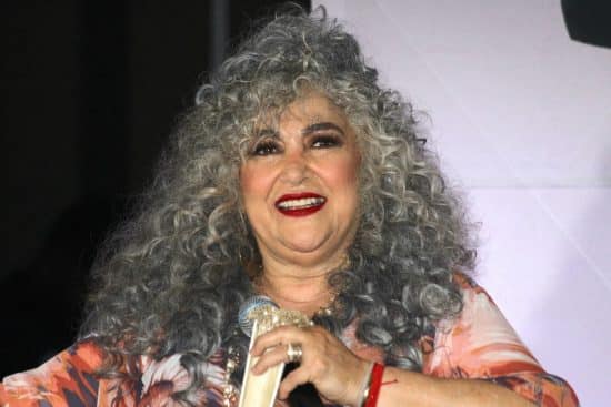 Amanda Miguel rechaza a Ángela, Amanda Miguel Rejects Ángela Aguilar and Gives Unexpected Nod to Cazzu