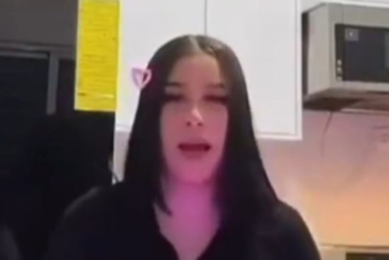 Influencer, golpea a bebé, polémica MundoNOW