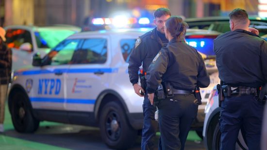 Apuñalamiento en Queens genera alarma comunitaria