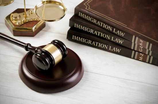 Estafa migratoria tras videollamada judicial falsa