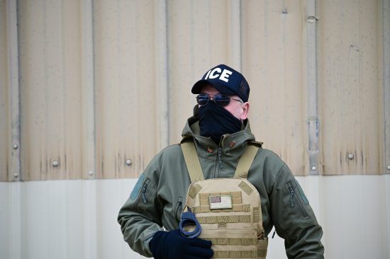 Agente de ICE acusado tras incidente vial, ICE agent assault charges in Minnesota