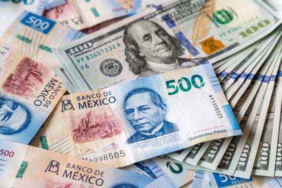 leve recuperación del dólar en méxico