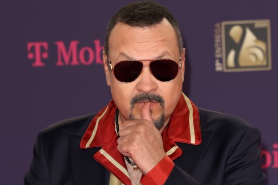 Pepe Aguilar colaboración con Majo
