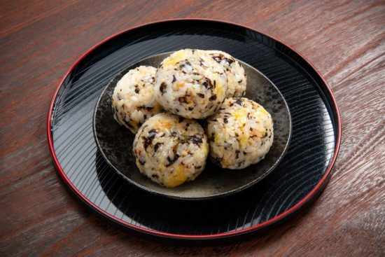 Retiran bolitas de arroz